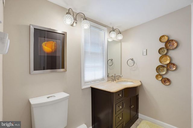 39 E 4TH ST, New Castle, DE 19720