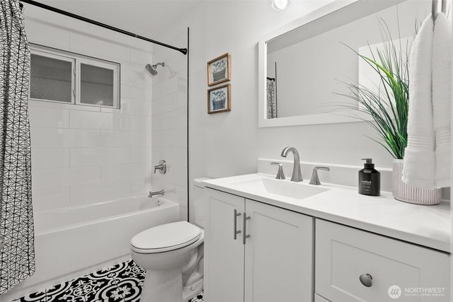 4125 Harris Road SE, Port Orchard, WA 98366