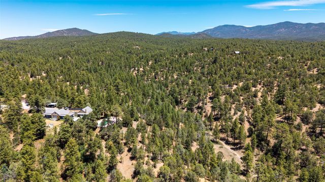 61 Ortiz Road, Santa Fe, NM 87505