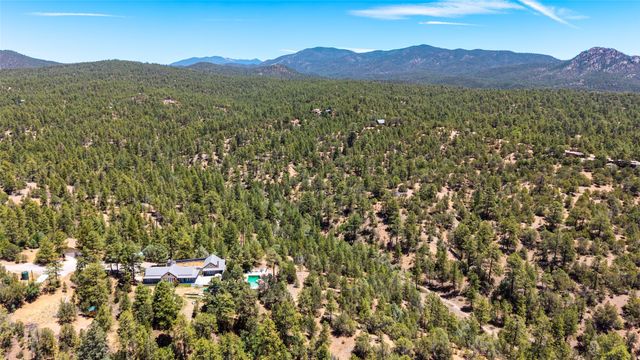 61 Ortiz Road, Santa Fe, NM 87505