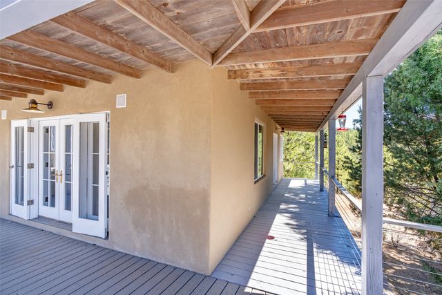61 Ortiz Road, Santa Fe, NM 87505