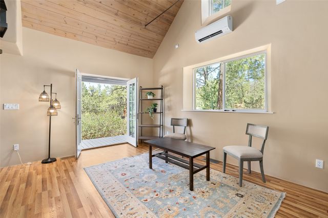 61 Ortiz Road, Santa Fe, NM 87505