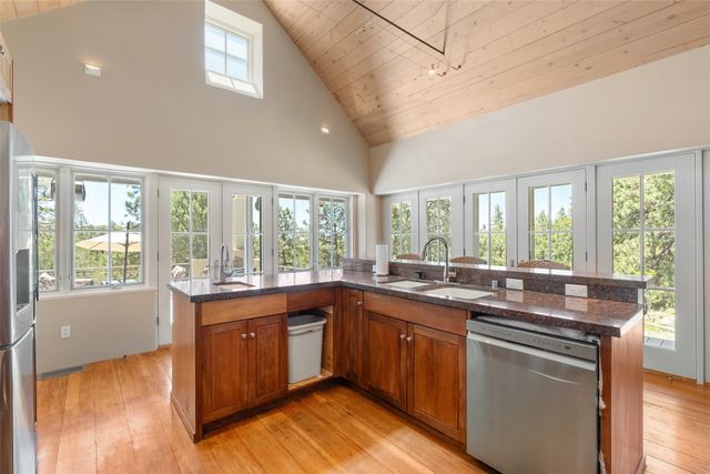 61 Ortiz Road, Santa Fe, NM 87505