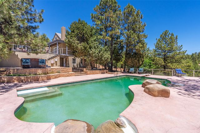 61 Ortiz Road, Santa Fe, NM 87505