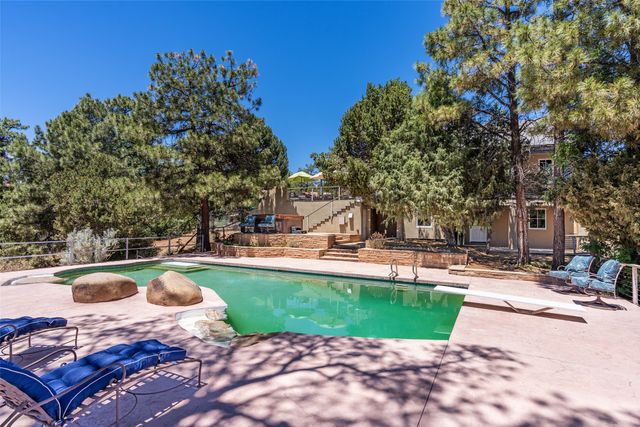 61 Ortiz Road, Santa Fe, NM 87505