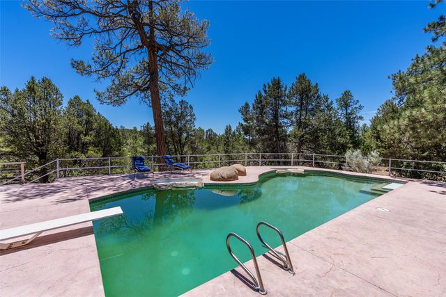 61 Ortiz Road, Santa Fe, NM 87505