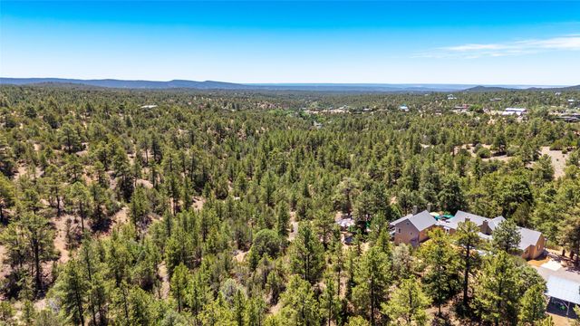 61 Ortiz Road, Santa Fe, NM 87505