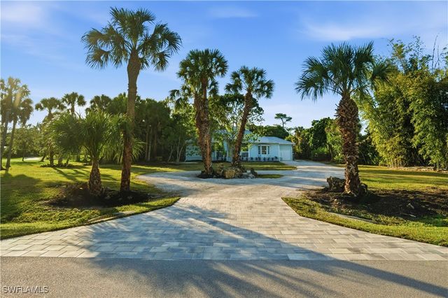 491 21st ST NW, Naples, FL 34120