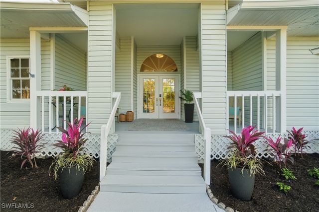 491 21st ST NW, Naples, FL 34120