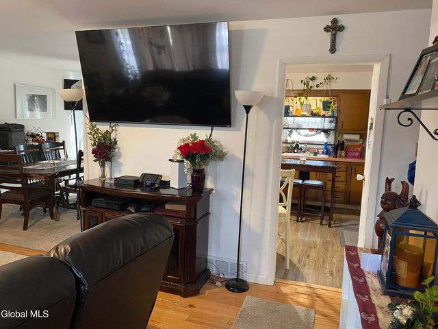 1614 Wendell Avenue, Schenectady, NY 12308