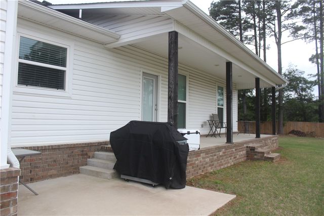 1096 County Road 3530, Clarksville, AR 72830