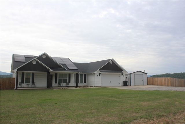 1096 County Road 3530, Clarksville, AR 72830