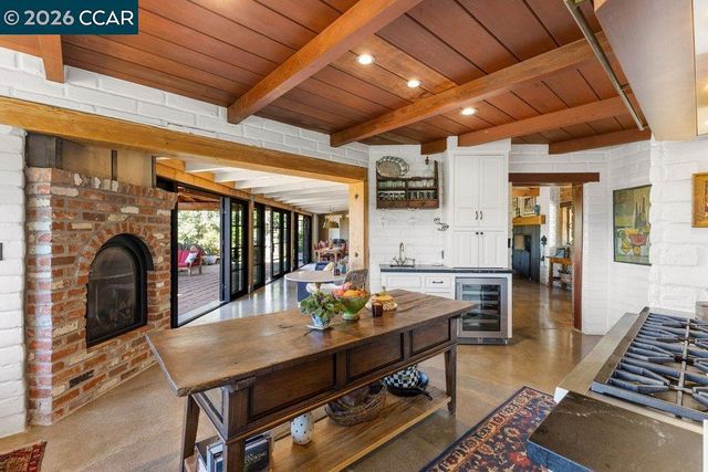 925 Beech Drive, Walnut Creek, CA 94596