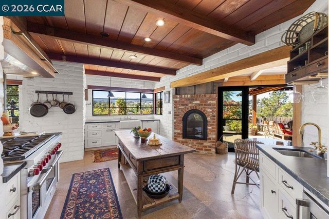 925 Beech Drive, Walnut Creek, CA 94596
