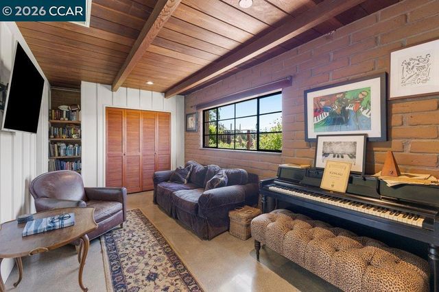 925 Beech Drive, Walnut Creek, CA 94596