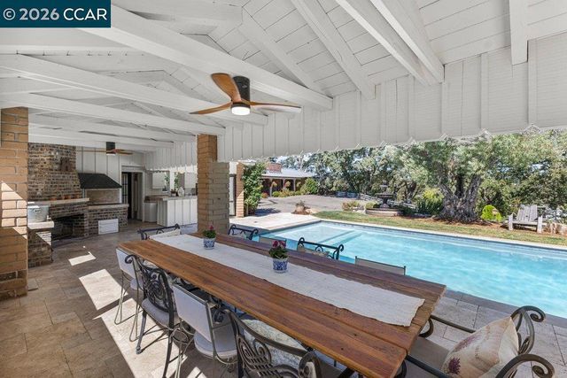925 Beech Drive, Walnut Creek, CA 94596