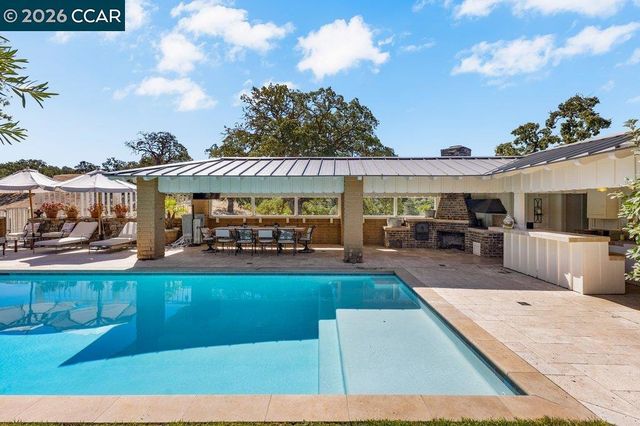 925 Beech Drive, Walnut Creek, CA 94596