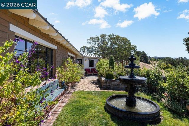 925 Beech Drive, Walnut Creek, CA 94596