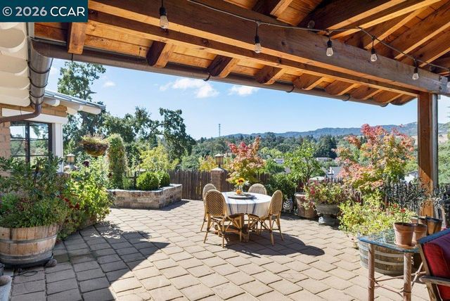 925 Beech Drive, Walnut Creek, CA 94596