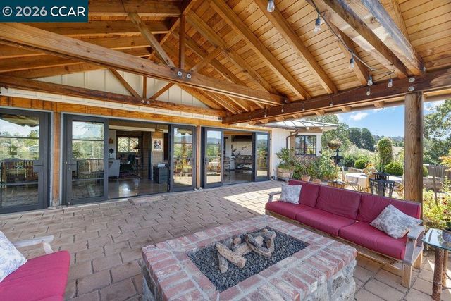 925 Beech Drive, Walnut Creek, CA 94596