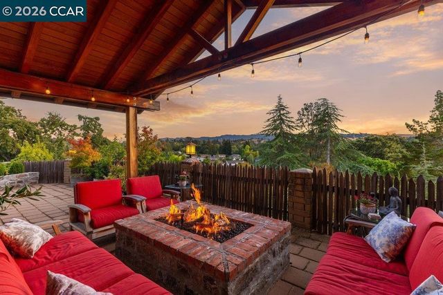 925 Beech Drive, Walnut Creek, CA 94596