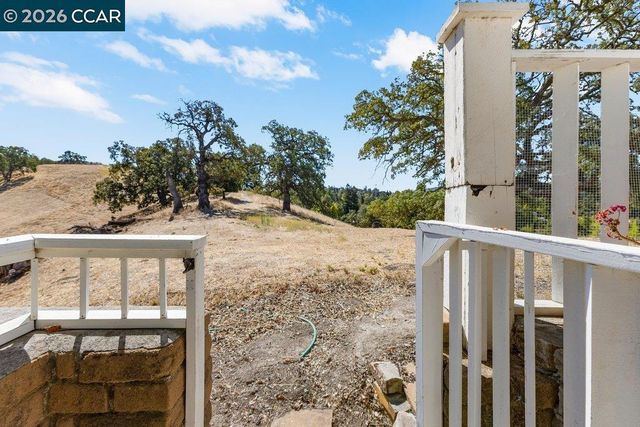 925 Beech Drive, Walnut Creek, CA 94596