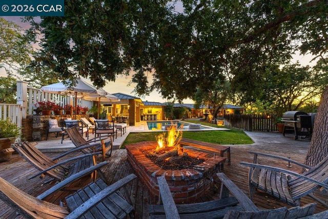 925 Beech Drive, Walnut Creek, CA 94596