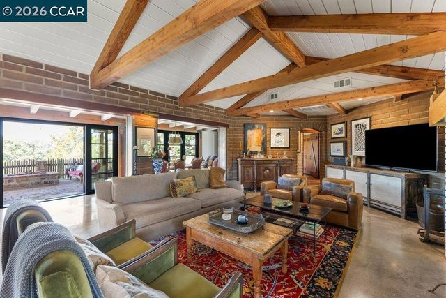925 Beech Drive, Walnut Creek, CA 94596