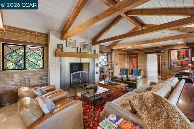 925 Beech Drive, Walnut Creek, CA 94596