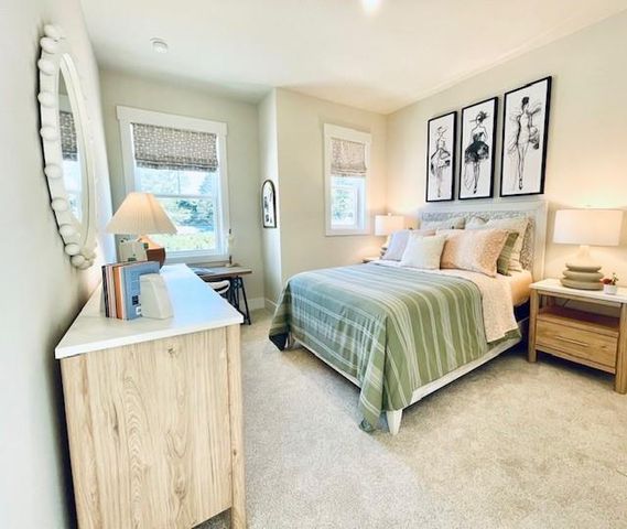 384 Sunset Hollow Street, Sugar Hill, GA 30518