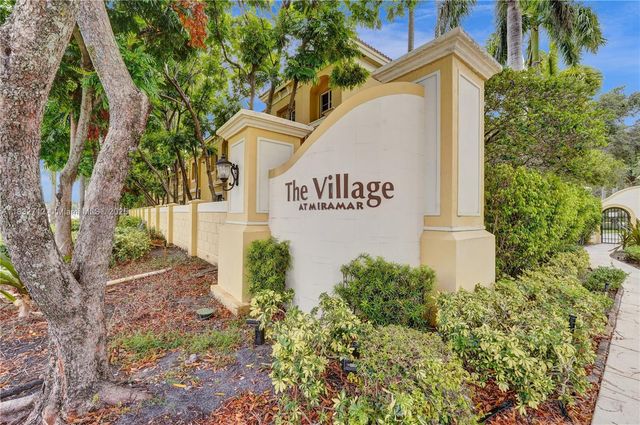 8993 SW 17th Ct, Miramar, FL 33025