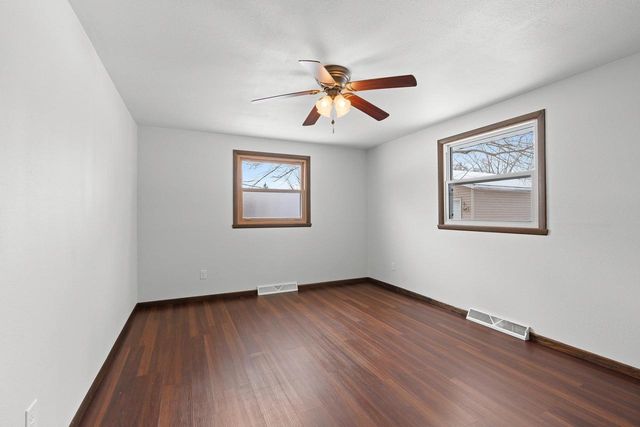 855 GREENFIELD TRAIL, Oshkosh, WI 54904