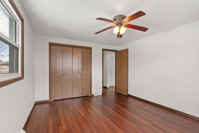 855 GREENFIELD TRAIL, Oshkosh, WI 54904