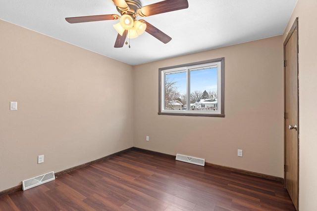 855 GREENFIELD TRAIL, Oshkosh, WI 54904