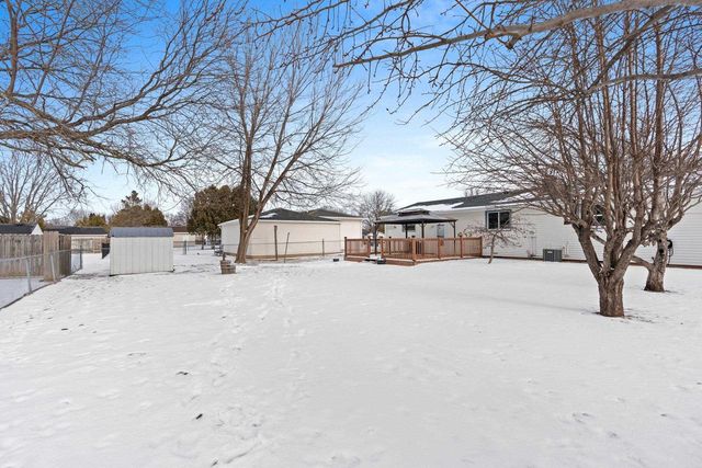 855 GREENFIELD TRAIL, Oshkosh, WI 54904