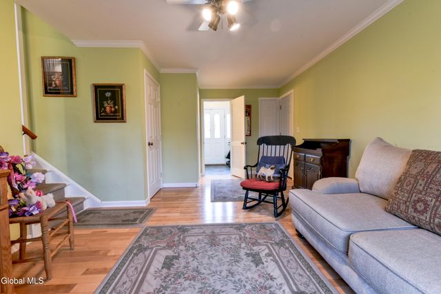 13 Arnold Drive, Clifton Park, NY 12065