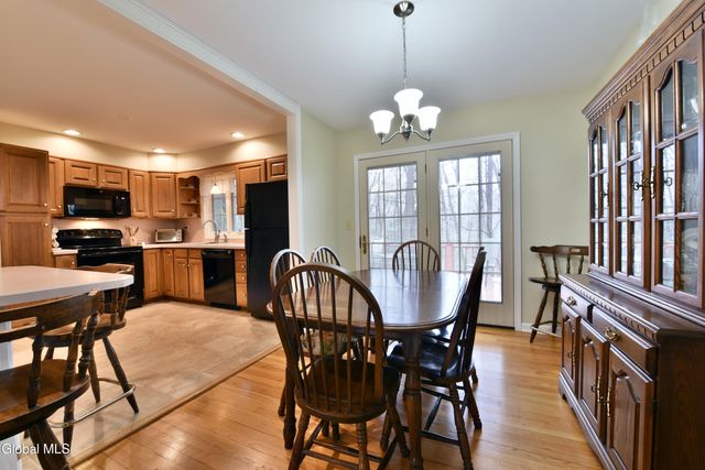 13 Arnold Drive, Clifton Park, NY 12065