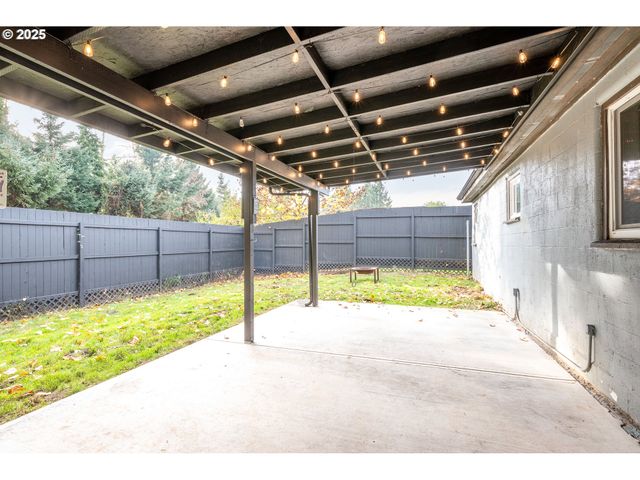 3317 OLIVE Way, Longview, WA 98632