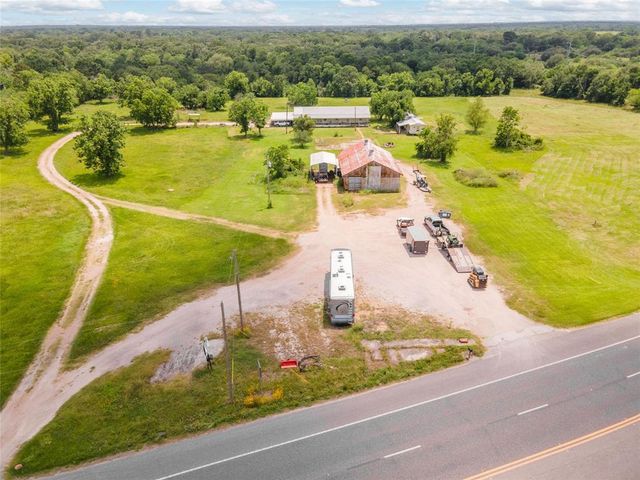 34678 Fm 1301 Road, West Columbia, TX 77486