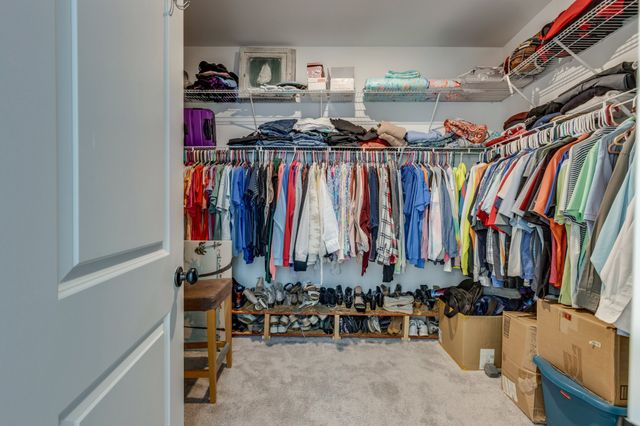 228 Stonewall Dr, Columbia, TN 38401