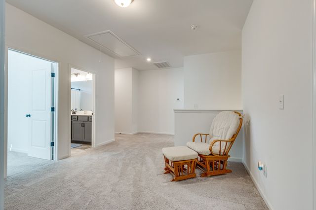 228 Stonewall Dr, Columbia, TN 38401