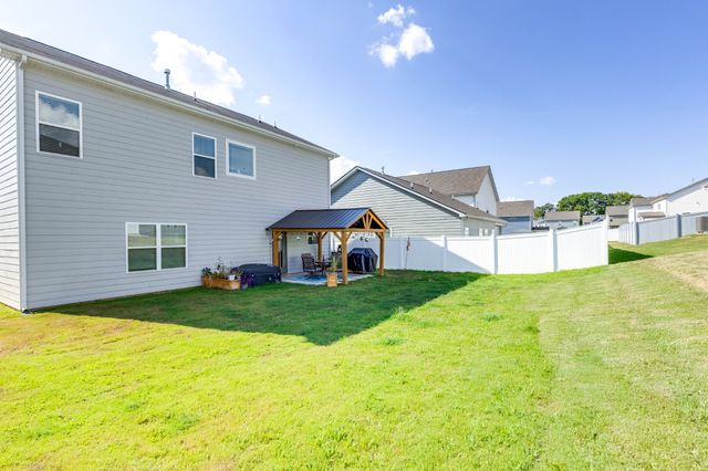 228 Stonewall Dr, Columbia, TN 38401