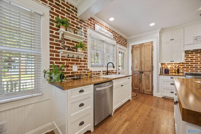 1103 Beirne Avenue NE, Huntsville, AL 35801