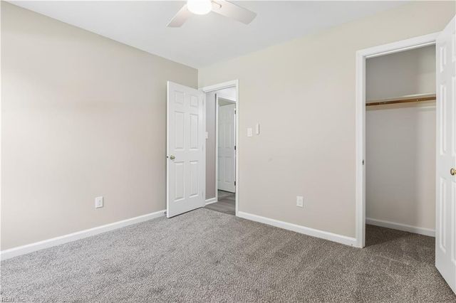 2 Hiram Crockett CT, Hampton, VA 23669