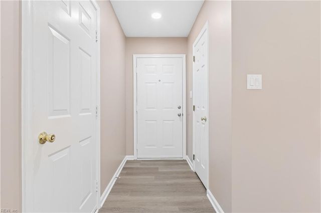2 Hiram Crockett CT, Hampton, VA 23669