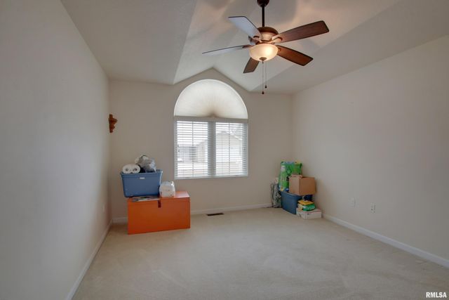 4813 CHESTNUT Street, Quincy, IL 62305