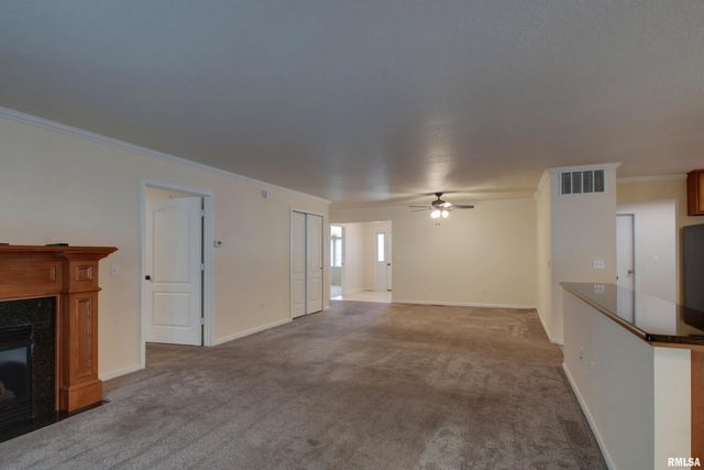 4813 CHESTNUT Street, Quincy, IL 62305