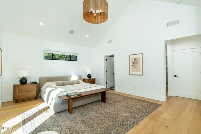 2950 Oak Glen Road, Glendale, CA 91208