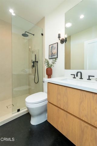 2950 Oak Glen Road, Glendale, CA 91208