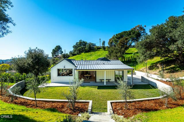 2950 Oak Glen Road, Glendale, CA 91208